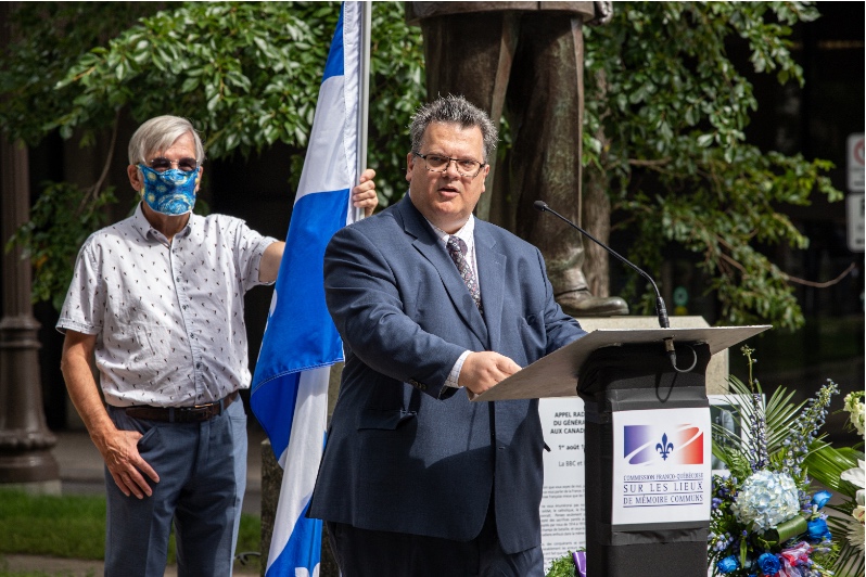 Ministère des Relations internationales et de la Francophonie : M. Éric Marquis, sous-ministre adjoint, affaires bilatérales.