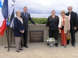 Dévoilement de la plaque commémorative à Brest le 3 octobre 2009