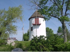 Moulin à vent de Grondines. Vue avant