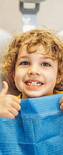 accueil-sourire-enfant https://clients-conceptsk8.com/dentistenapierville-home/wp-content/uploads/2024/12/accueil-sourire-enfant.jpg
